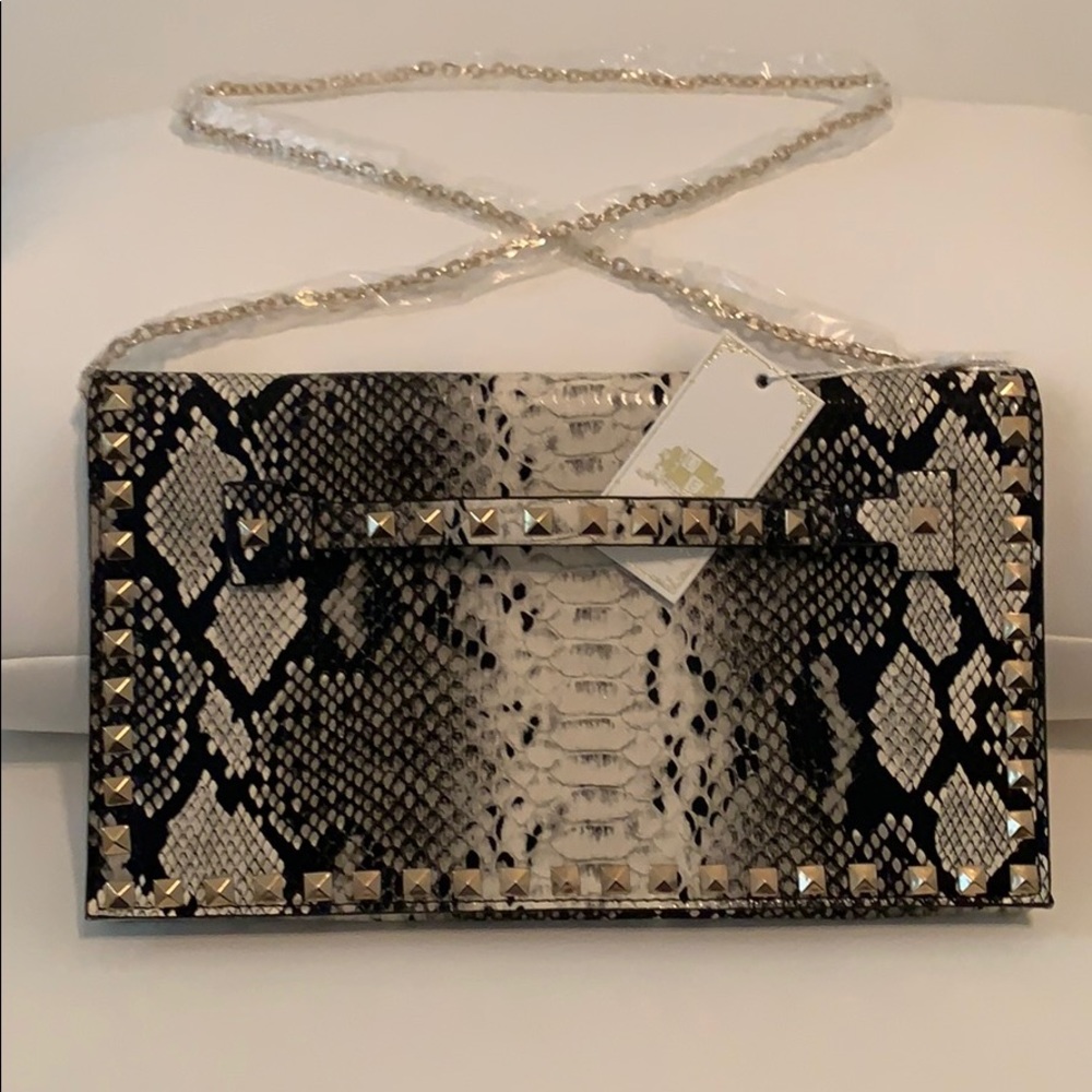 NWT studded faux snake skin purse w/chain strap